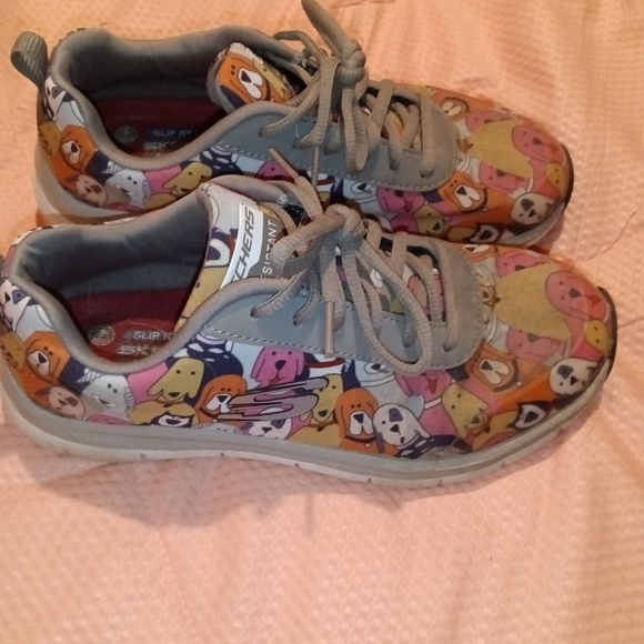 Sketchers work shoes - Picture 2 of 4